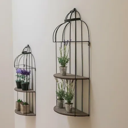 à Francos Artist Painting *