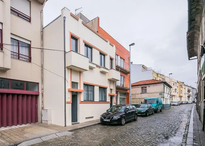 Apartament A Francos Artist Painting